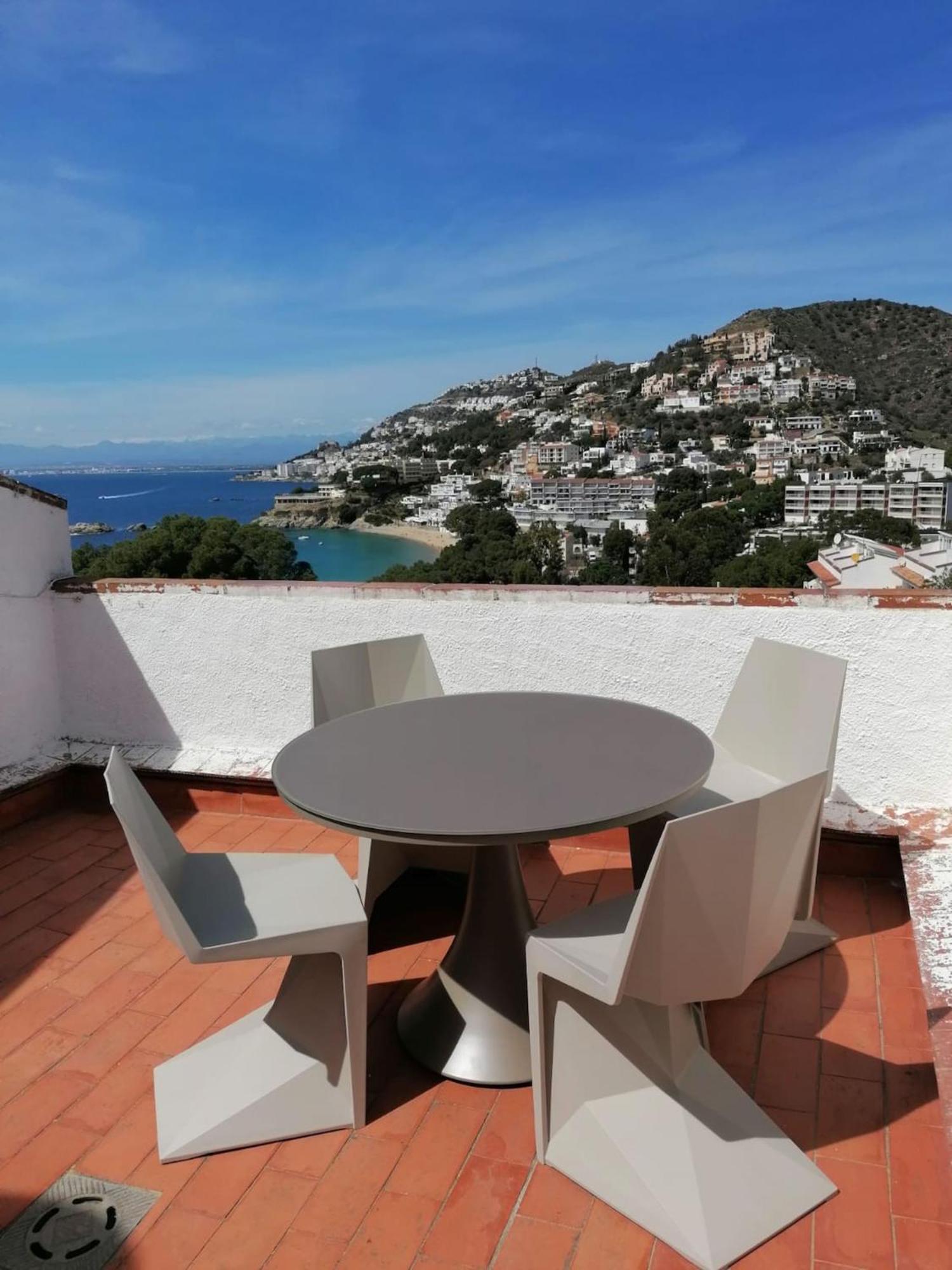 Casa Con Vistas Al Mar Y A La Montana En La Almadrava Villa Roses Exterior photo